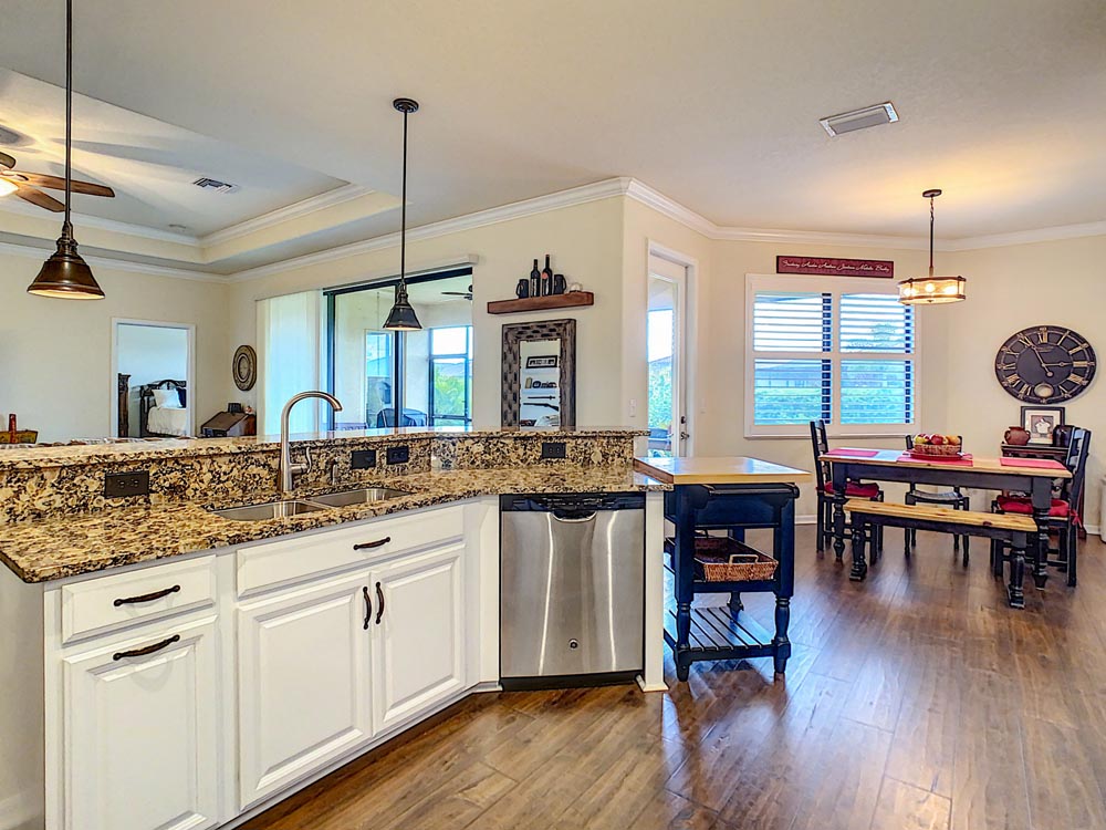 20729 Granlago Dr, Venice, FL 34293