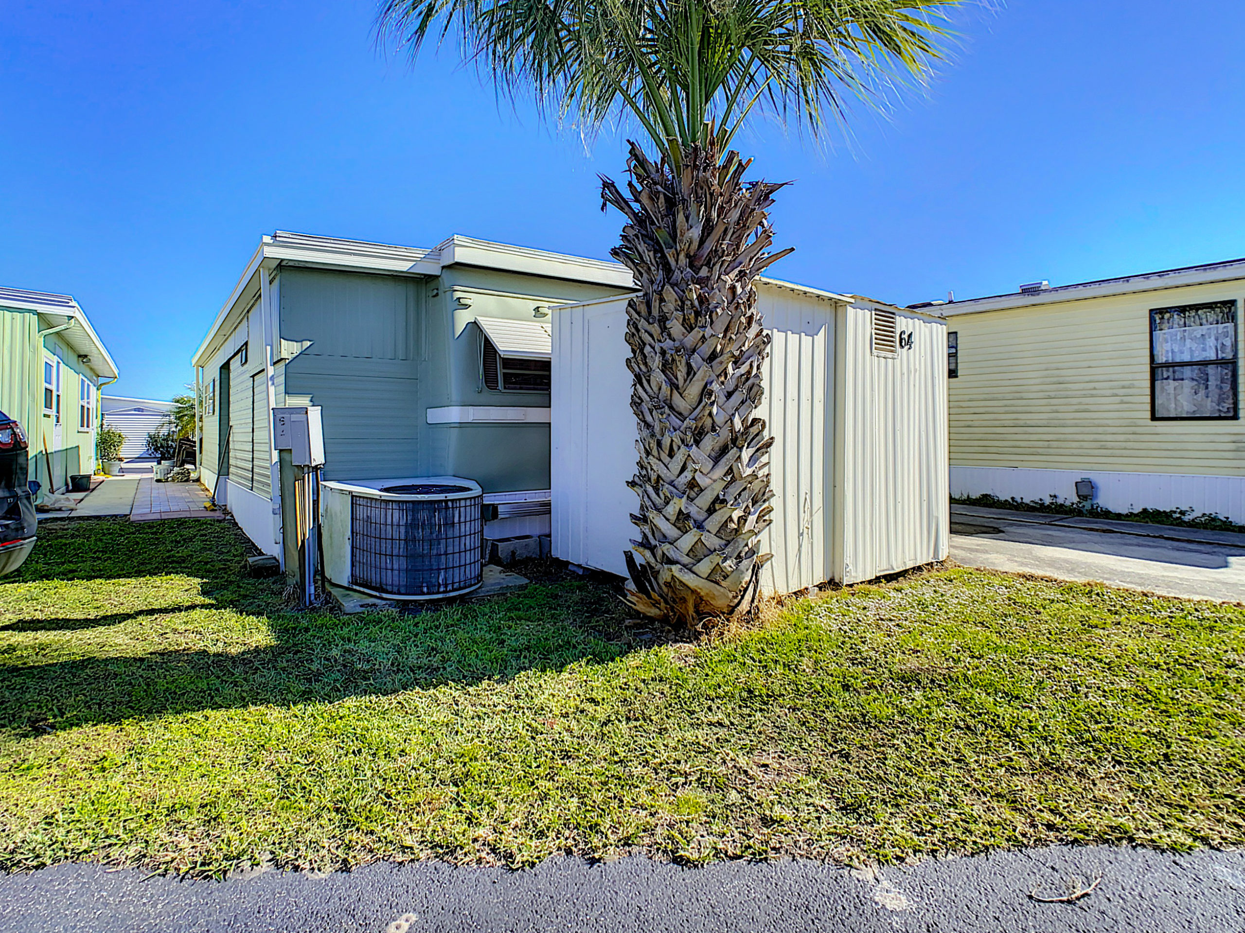 1475 Flamingo Dr Lot 64, Englewood, FL 34224