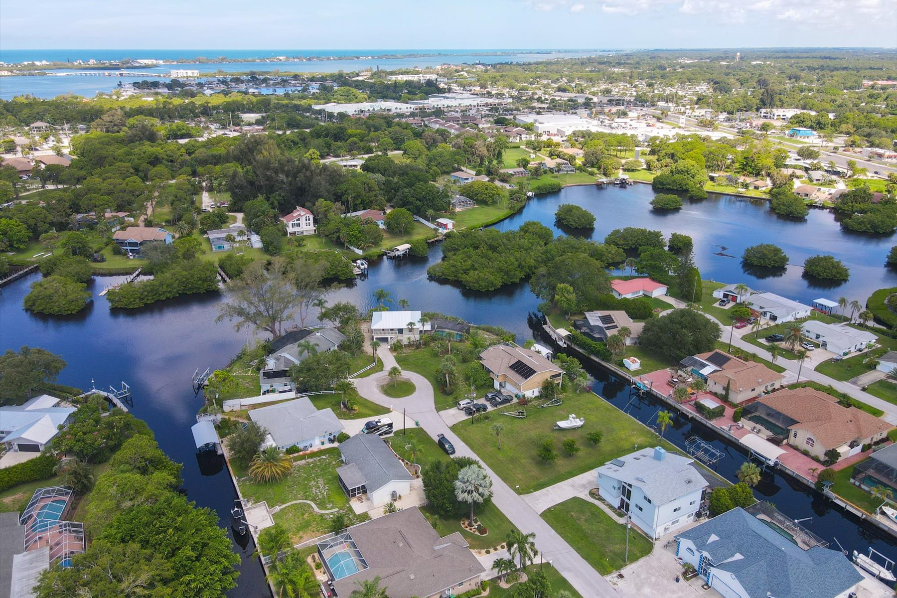 1034 Kant St Englewood, FL 34224