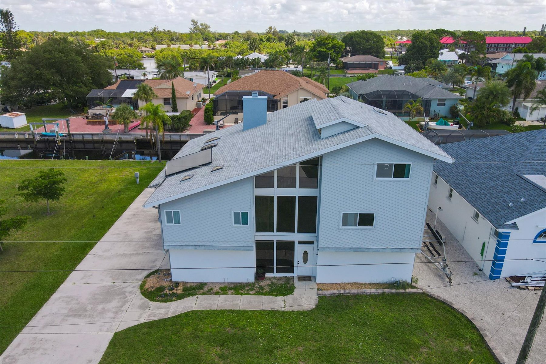 1034 Kant St Englewood, FL 34224