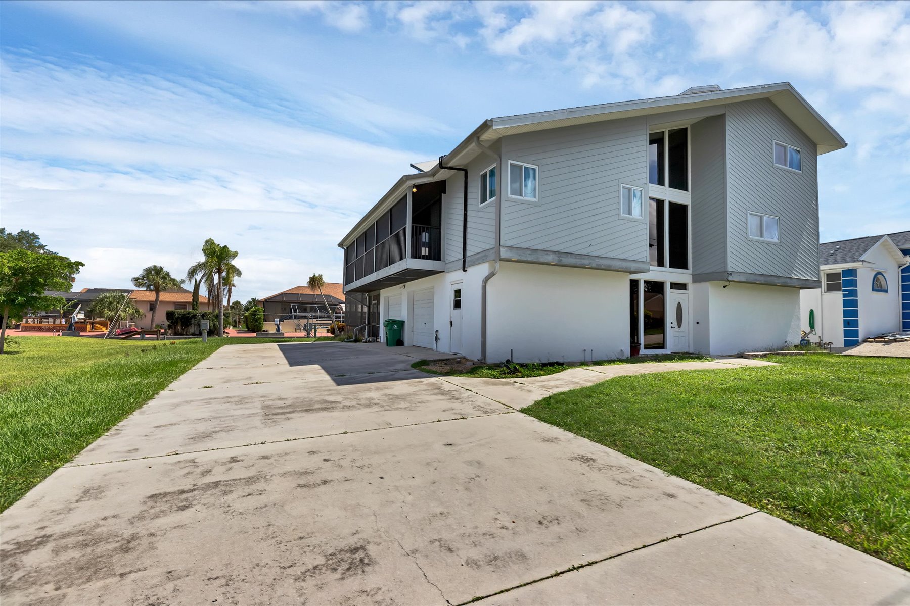 1034 Kant St Englewood, FL 34224