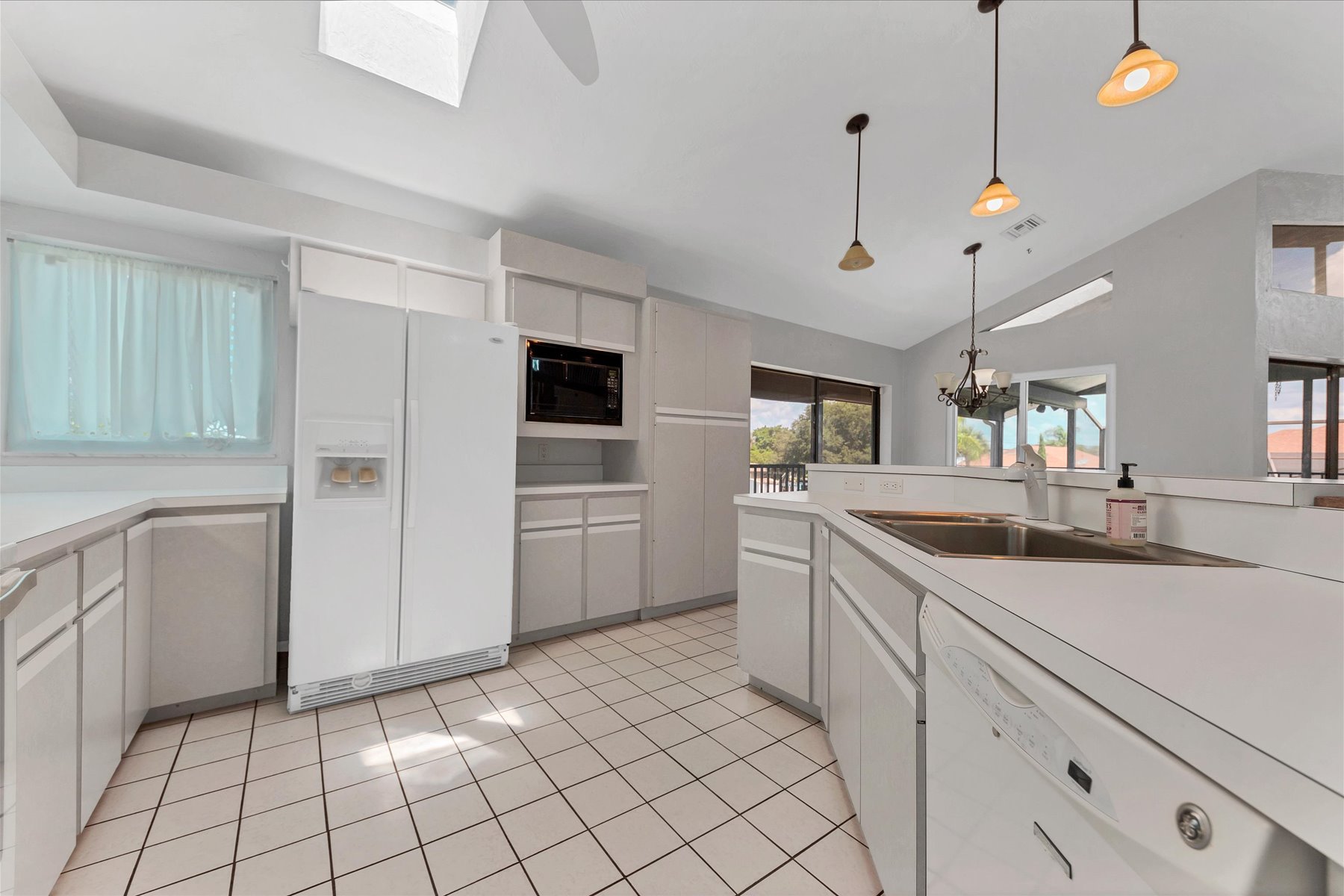 1034 Kant St Englewood, FL 34224