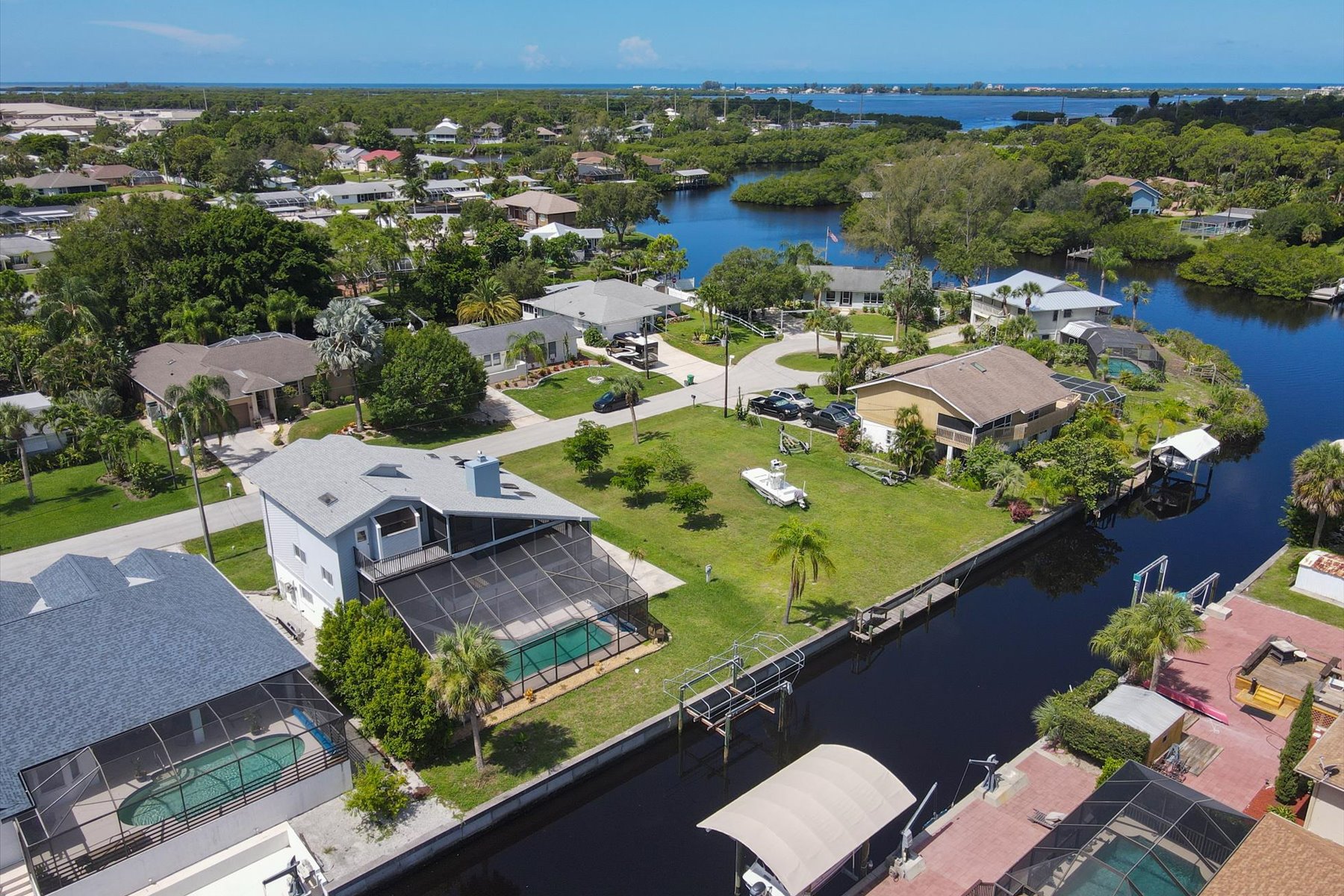 1034 Kant St Englewood, FL 34224