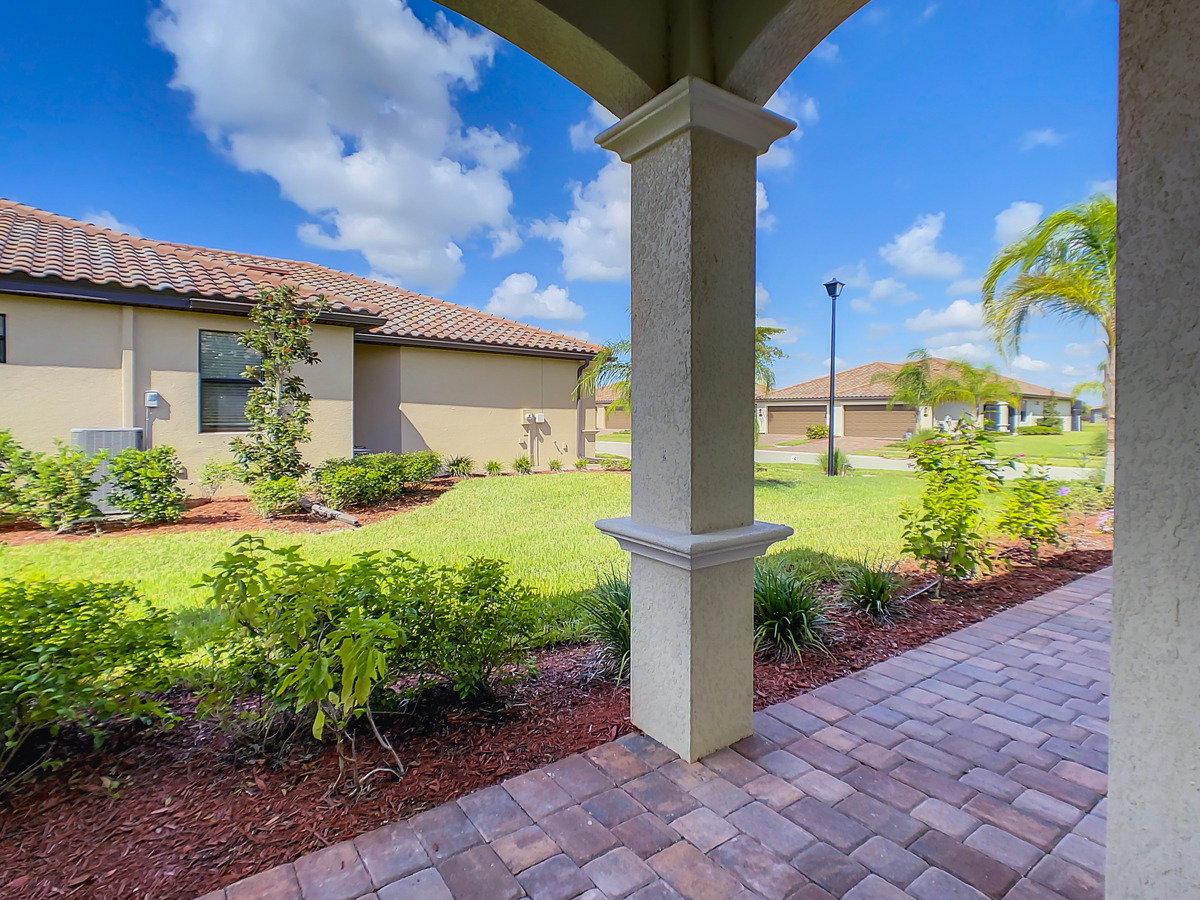 12507 Garibaldi Ln Venice, FL 34293