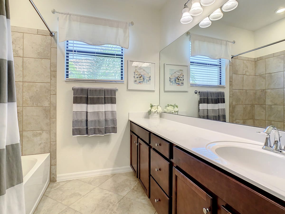 20264 Lagente Cir, Venice, FL 34293